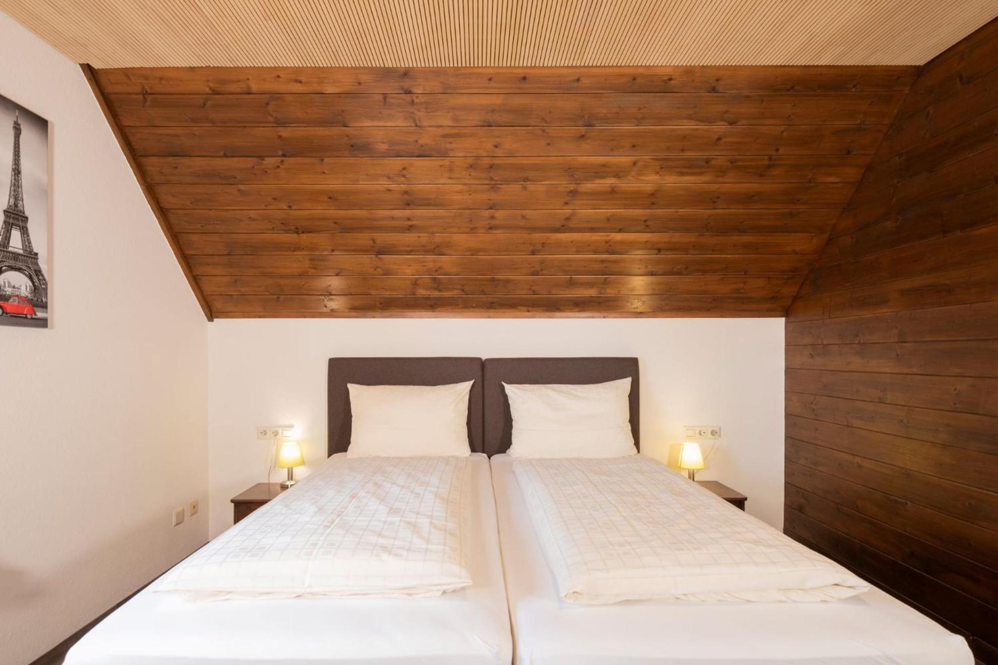 Altbau Gasthaus Amboss Grunkraut Экстерьер фото